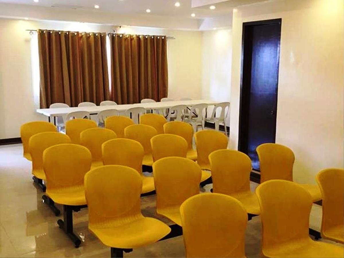 Rainbowland Hotel Olongapo Dış mekan fotoğraf